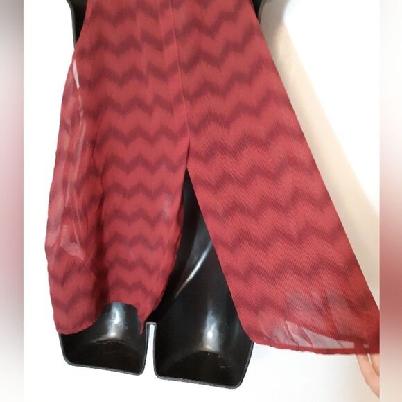 Forever 21 Contemporary red sheer tank top - Picture 3 of 6